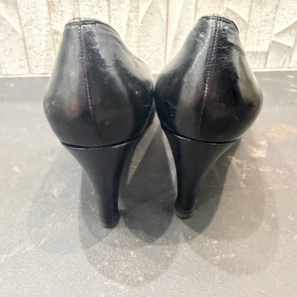 CHANEL Black Leather Heels with Gold CC Studs - Picture 7 of 8